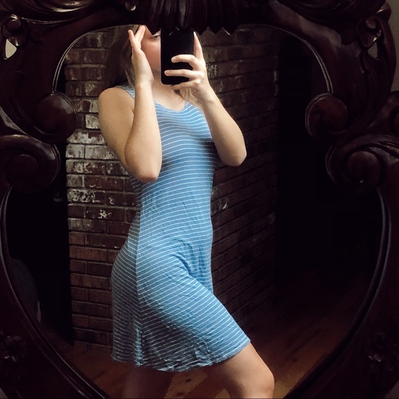 SOLD❗️Mini Dress - Picture 2 of 3